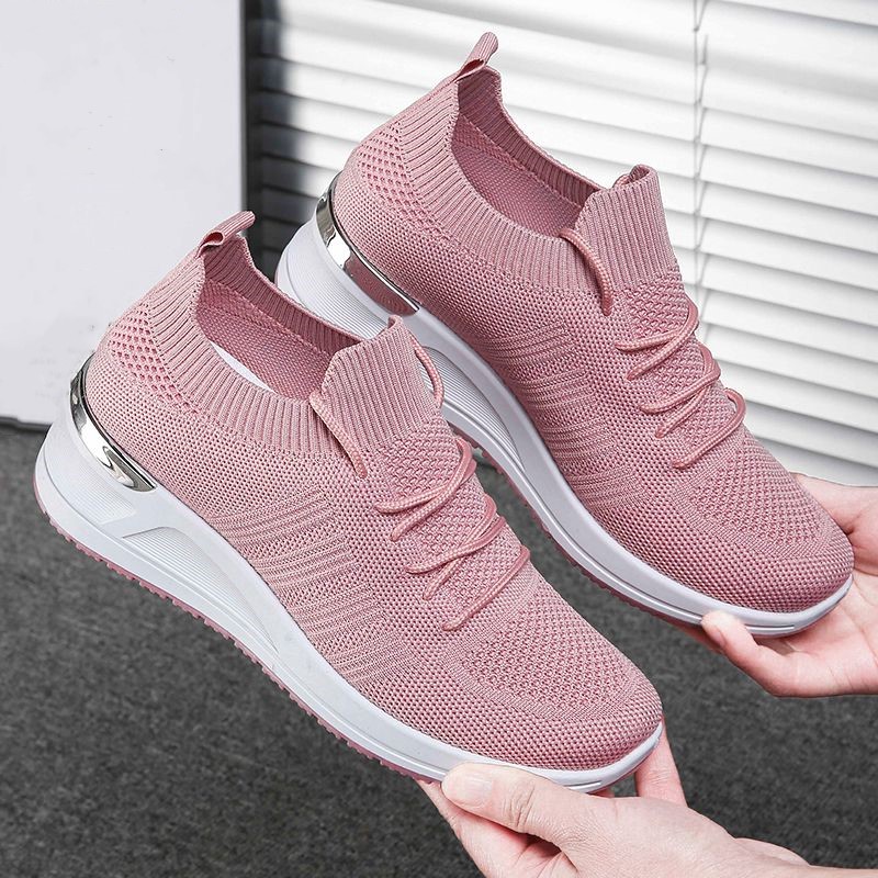 Knitted shoes